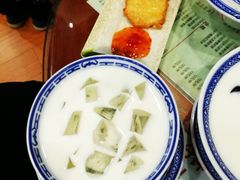 -赵记传承特色牛奶甜品(泉城广场店)