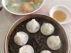 -珊珊小笼馆(仙霞路店)