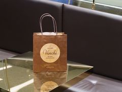 -VENCHI 闻绮(北京国贸商城店)