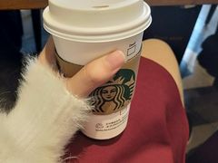 -星巴克臻选(莘庄仲盛店)