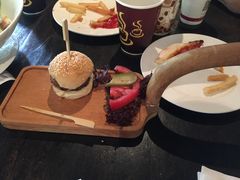 -Geneva日内瓦餐厅(西郊宝成花苑店)