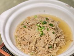 -洞庭土菜小炒馆(易发广场店)