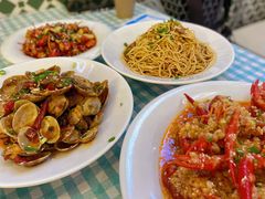 -捌贰虾蟹·江湖菜馆(江汉路店)