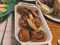 香草大葱烤鸡肉-Kitchen·Y洋厨房西餐厅(王府壹号店)