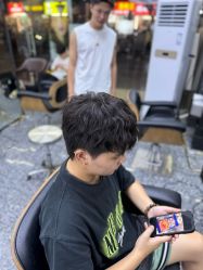 -藤野造型专业烫染接发