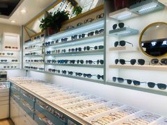 -潘多拉眼镜·蔡司依视路明月(潘家园店)