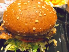 -The Habit Burger Grill 哈比特汉堡(爱琴海店)