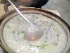 -盛燕泥丁粥
