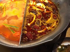 台式麻辣锅-湊湊火锅·茶憩(杭州湖滨银泰in77店)