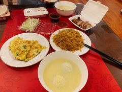 -汪世兴京味烤鸭(王府井店)