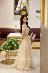 点击看大图 -艾拉·女王婚纱礼服馆