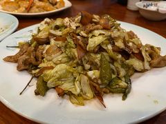 泡菜炒肉-土菜水饺村(宁夏路店)