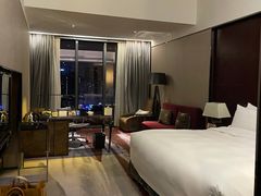 -广州天河希尔顿酒店