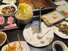 -百年川椒重庆老火锅(光谷店)
