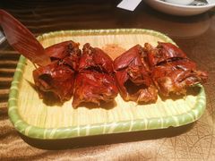 -东口码头·烧鸽子·鱼头泡饼·地方菜(金鹰悦城店)