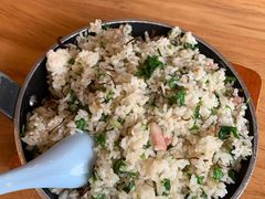 -侬佳蒸菜馆(听潮店)
