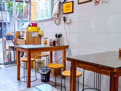 大堂-胡记锅贴·沪上游子老鸭粉丝汤(太原路店)