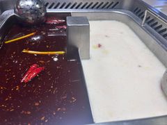 -海底捞火锅(曹安公路店)