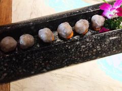 干贝咸蛋黄虾滑-哥老官重庆美蛙鱼头(西湖银泰十一哥店)