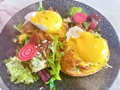 疯狂手撕牛肉班尼迪克蛋-The Rug(三里屯店)