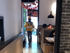 -江渔儿酸菜鱼(万科东荟城店)