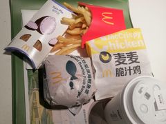 -麦当劳(轻轨曹杨路店)