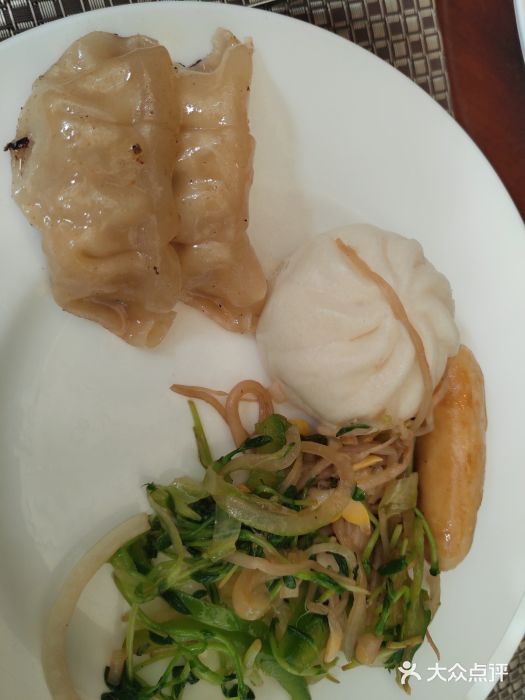 上海宏泉丽笙酒店憩园咖啡厅图片