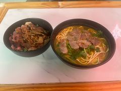 -俊杰拉面馆
