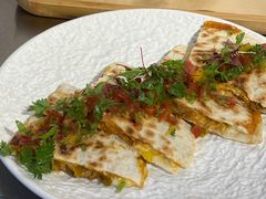 -LESCEDARS Brasserie Bistro香柏树