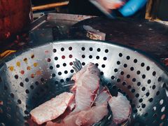 -梅记大块头爆鱼店(乍浦路店)