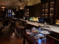 -LONG BAR 廊吧(外滩华尔道夫酒店)