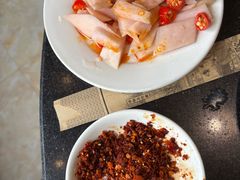 -周老三跷脚牛肉·全牛火锅(非遗传承店)