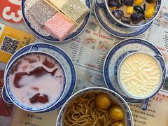 -广信牛奶甜品世家(台东店)