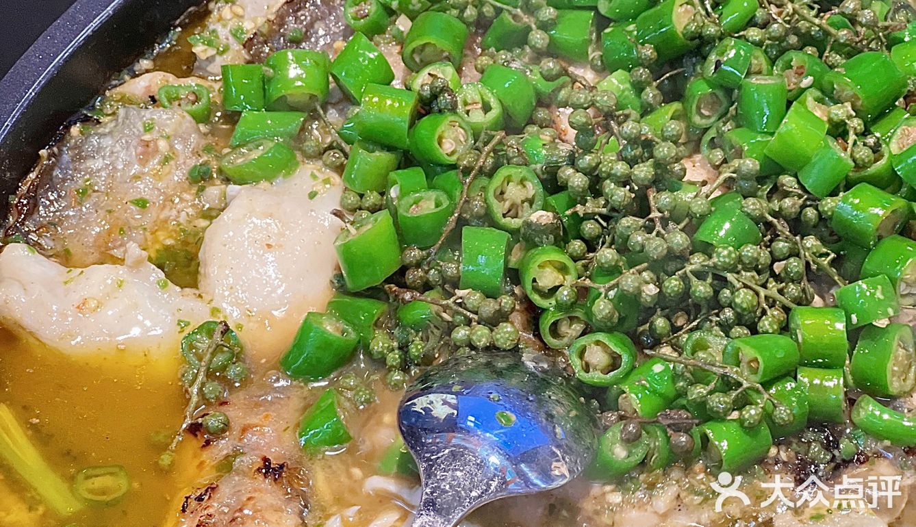贵阳探店｜这家青花椒拷鱼也太好吃了吧