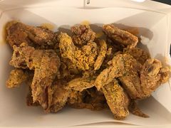 -BHC炸鸡(明洞总店)