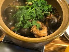 -食爺炭炉鸡煲·烧烤