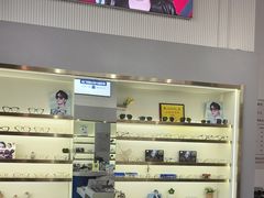 -视野联行眼镜·蔡司·控优点授权(长白万象汇店)