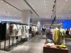 -URBAN REVIVO(西安Momopark店)