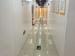 -安东易迷你自助仓储寄存仓库(草桥店)