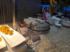-怡豪大饭店·49楼旋转自助餐厅