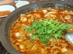 -灶知轩湘西石锅鱼(万佳广场店)