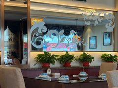 -喜乐餐厅•灯笼虾球首创者•本地小海鲜(二马路店)