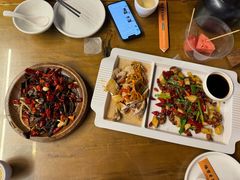 -隔壁老王·家常云南菜(花巷店)