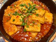 -云海肴·汽锅鸡·云南菜(天山百盛优客店)