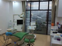 -赫尔森口腔·牙齿种植修复