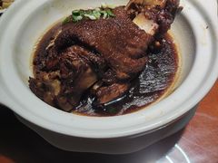 -老码头黑皮肘子锅包肉(赣水路店)