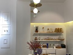 -露露家咖啡店