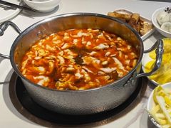-德林酸菜鱼火锅(南丹店)