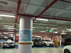 -罗湖口岸交通楼-停车场