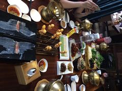 慢丽江庭院休闲餐厅(西山人家店)-慢丽江·云南野生菌土鸡锅(西山店)